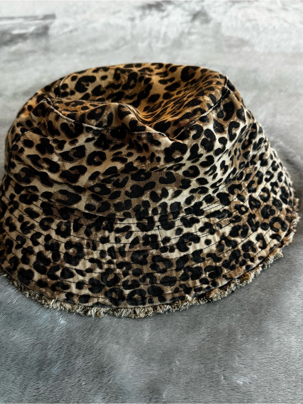 Zara Leopard-Print Frayed Brim Bucket Hat in Brown & Black